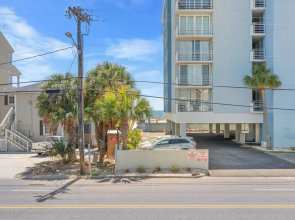 Beach Nest - R R Beach Club