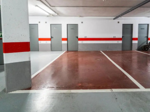 Primera línea de mar con piscina, gimnasio y parking 2 hab y 2 baños