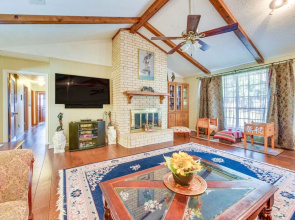Baton Rouge Retreat w/ Private Patio!