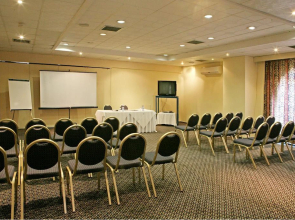Navarria Hotel