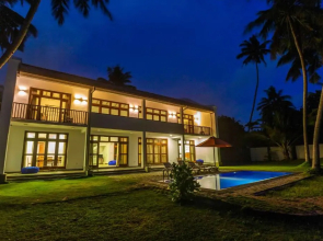 360 Surf Weligama Bay