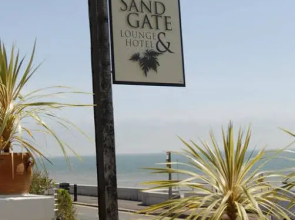 Sand Gate