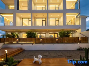 Lijiang Yunlai Snow Mountain Panoramic Resort Homestay