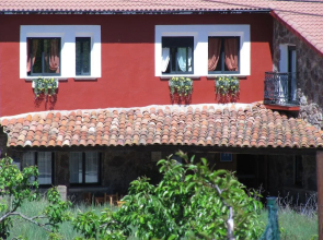 Las Cavenes Del Cabaco