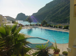Ithea suites hotel