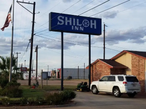 Shiloh Inn
