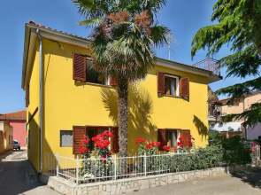 Amazing Home in Novigrad With Wifi and 2 Bedrooms