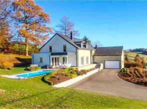 La villa de l'espérance with spa and pool