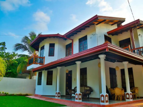 4 S Villa