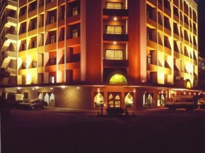 Royal Court Hotel