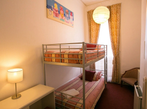 The Sherwood - Guest House