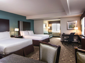 Holiday Inn Express Hotel & Suites Carlsbad Beach by IHG