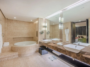 Holiday Inn Nantong Oasis Centre by IHG