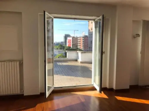 Central Deluxe Apartment