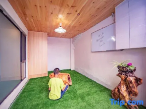 Chunshangxia Homestay (Tekes County Bagua City)