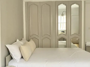 Shanghai Hills& Art Suite 14