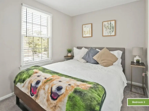 Top Rated Townhome - Largest Corner Unit With Patio, Deck, Basement, and new Luxury Mattresses! Self Checkin. Super Host Support!