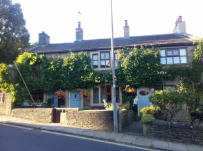 Rosebud Cottage Guest House