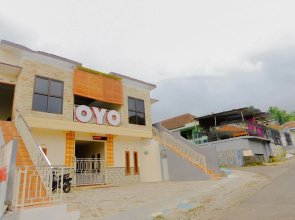Hotel O Queen Homestay