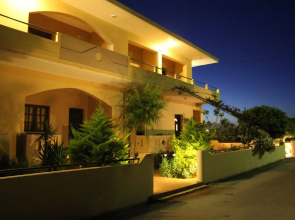 Argo Apartments