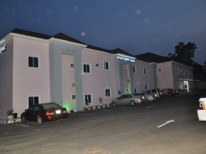 Capital Hotel-Grand Group