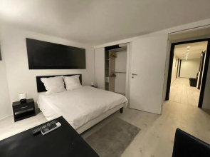 high luxe Villa Cannes 6bdrooms heated pool Sauna cinema room