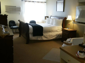 R & R Inn & Suites