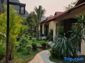 Scenic Mountain Ecolodge Ninh Binh