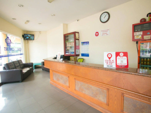 沙阿朗姆色帕度恩加尔尼达酒店- 斯里慕达凯富酒店(Nida Rooms Shah Alam Sepadu Unggul at Comfort Hotel Sri Muda)