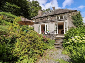 Huntingstile Lodge
