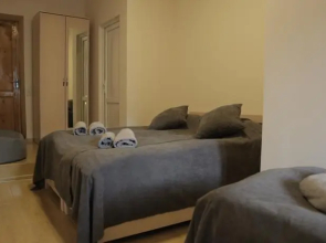 Guesthouse For Friends