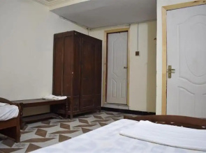 De-Metro Guest House