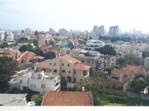 סטודיו חדש ויפה עם נוף לים