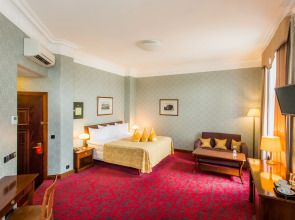 Отель Hestia Barons Старый город