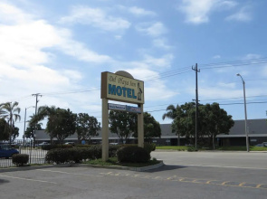 Del Playa Inn