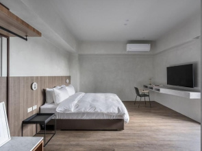 H suite inn
