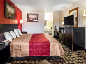 Econo Lodge Downtown