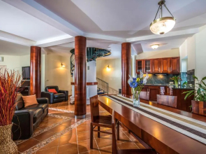 Forest Hills Hotel & Golf