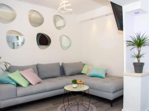 Apartment 7