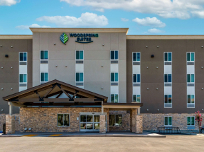 WoodSpring Suites Bakersfield Airport