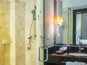 Z Ocean Hotel, Classico a Sonesta Collection