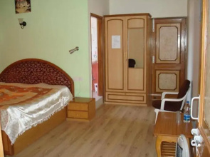 Aapo Aap Home Stay