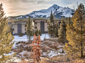Cozy Big Sky Studio ~ 1 Mile to Mtn Village!