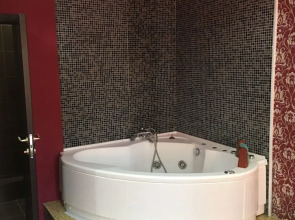 Мини-Отель ЭРЗИ КЛАБ