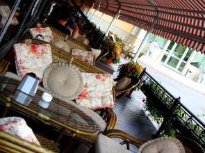 Отель «Соната»