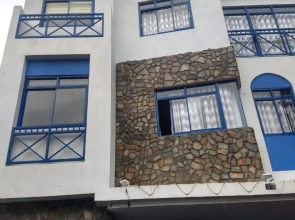 OYO 816 Oktowaves Hotel