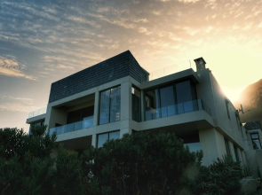House Vos