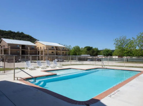 Rio Retreat RG 109 in Canyon Lake