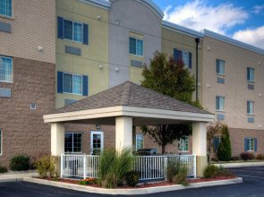 Candlewood Suites Perrysburg by IHG