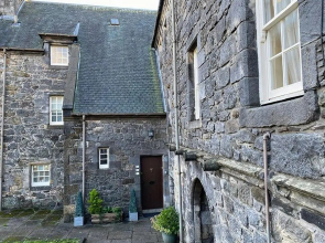 Menstrie Castle Stay